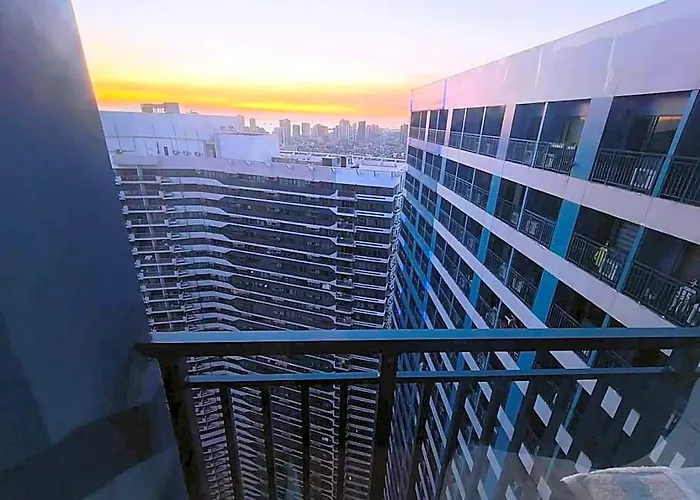 Air Residences Penthouse Hotel 3*
